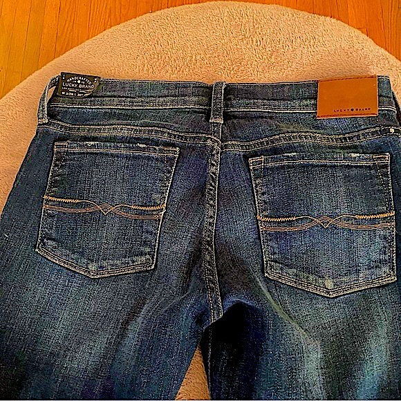 Lucky Brand Charlie Skinny Jeans. NWT Size 2/26 30” - Picture 7 of 14